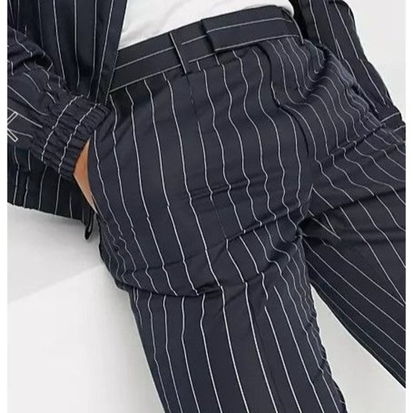 ASOS DESIGN smart slim fit joggers co-ord in navy pinstripe Size W32 L30 NWOT - Picture 3 of 8